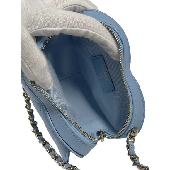 Chanel 22S Baby Blue Quilted Lambskin Small Heart Bag Clutch with on Chain - Picture 10 of 12